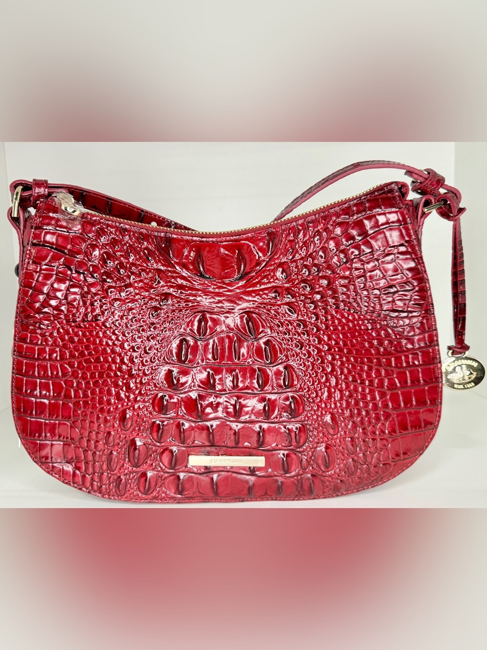 Brahmin NWT Shayne in Vintage Red 😍
